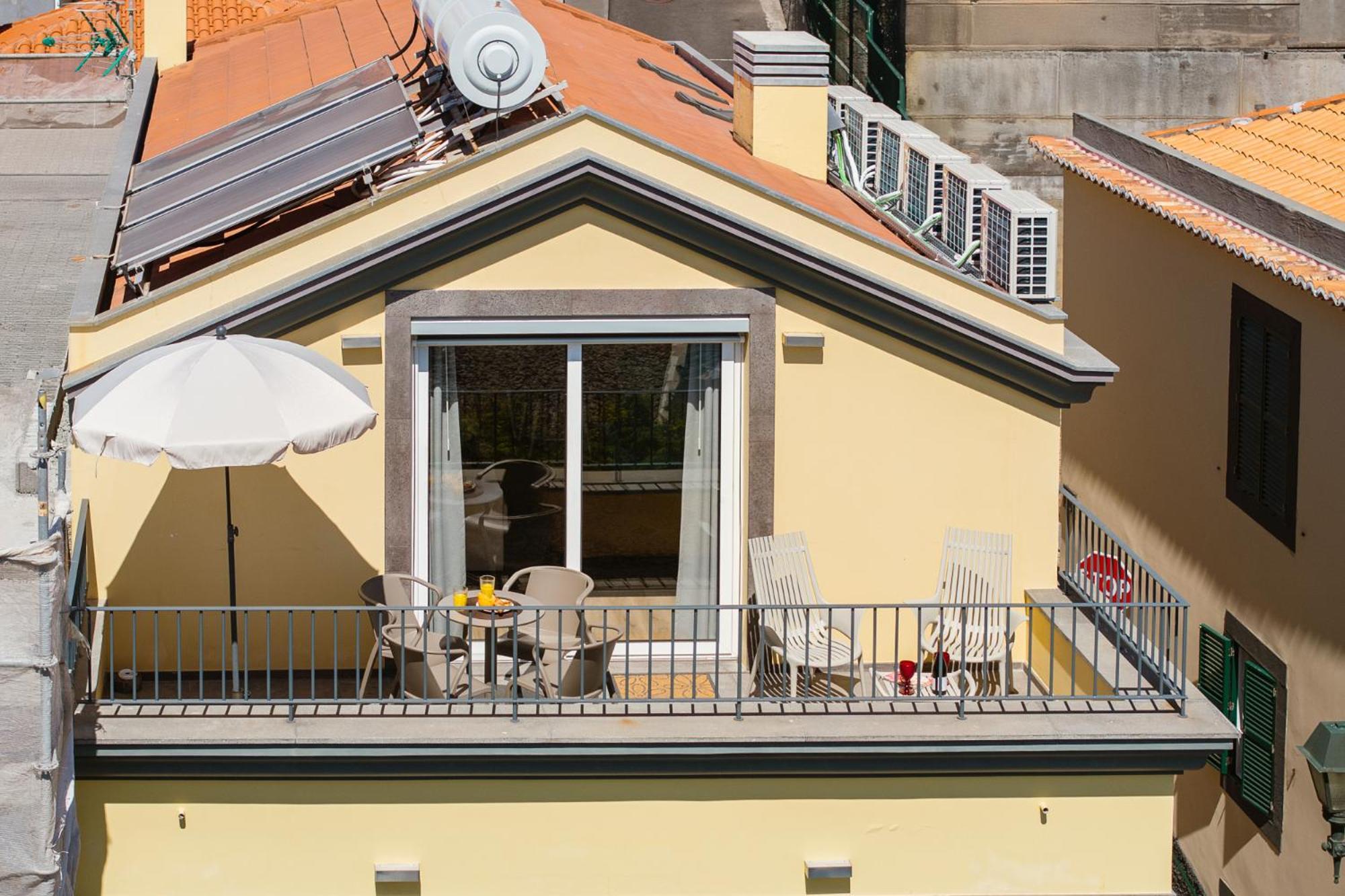 Fort Of Old Town Apartments By Ourmadeira Funchal  Bagian luar foto