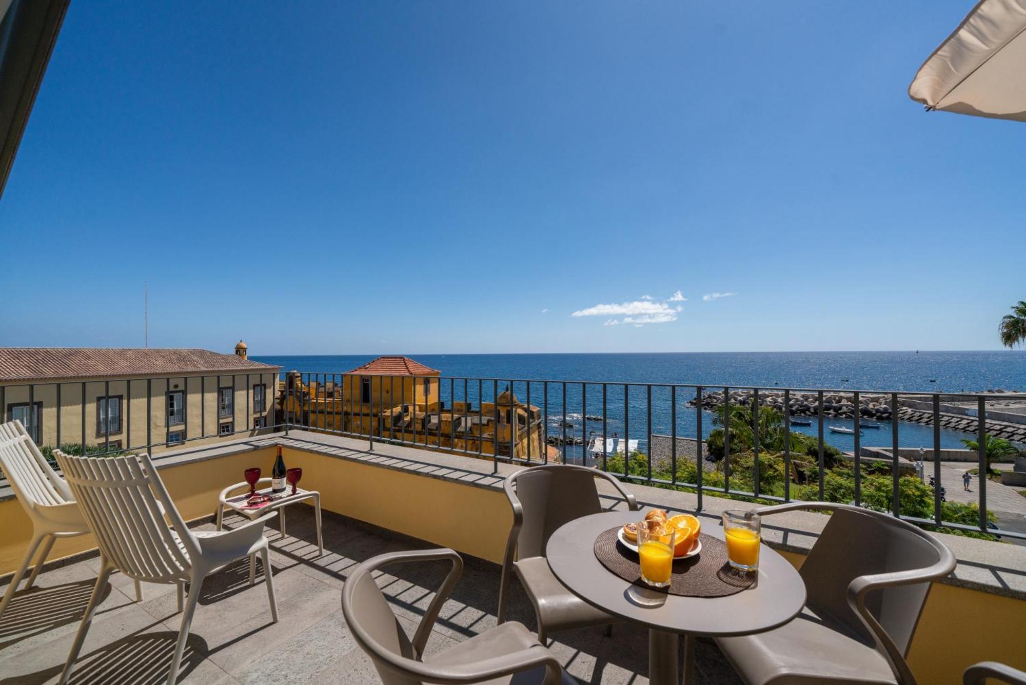 Fort Of Old Town Apartments By Ourmadeira Funchal  Bagian luar foto